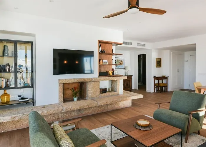 Stunning Seaviews Close To 公寓