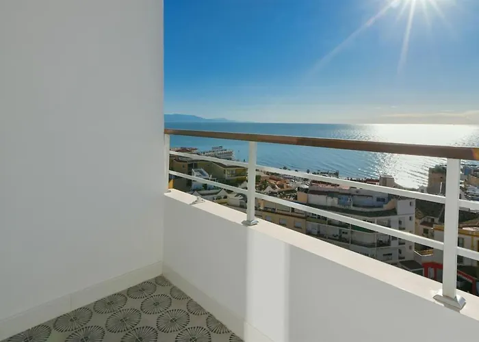 Stunning Seaviews Close To 公寓 *