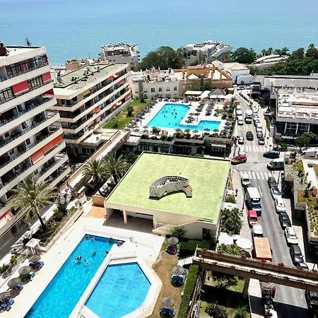 Stunning Seaviews Close To *