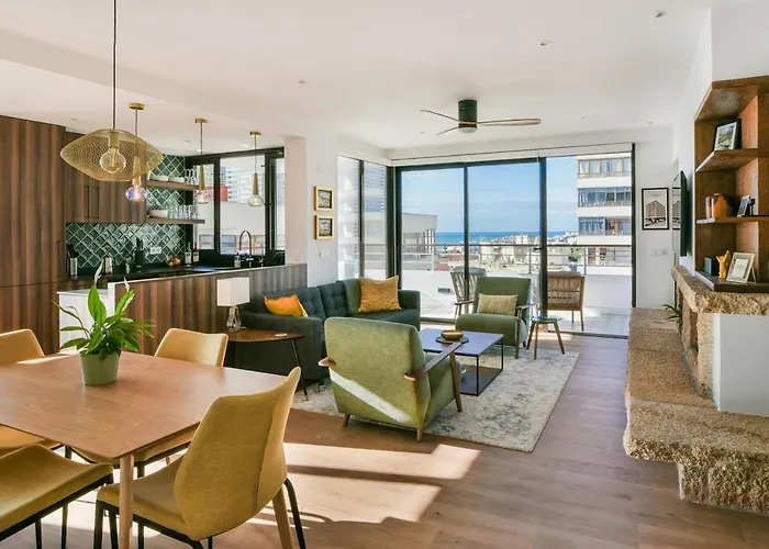 Stunning Seaviews Close To Apartmán