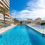 Stunning Seaviews Close To