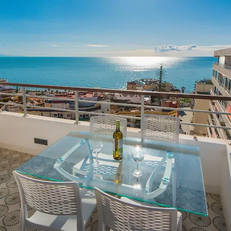Appartamento Stunning Seaviews Close To