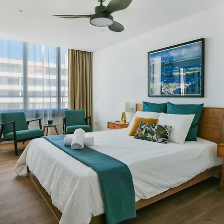 Stunning Seaviews Close To * 托雷莫利诺斯